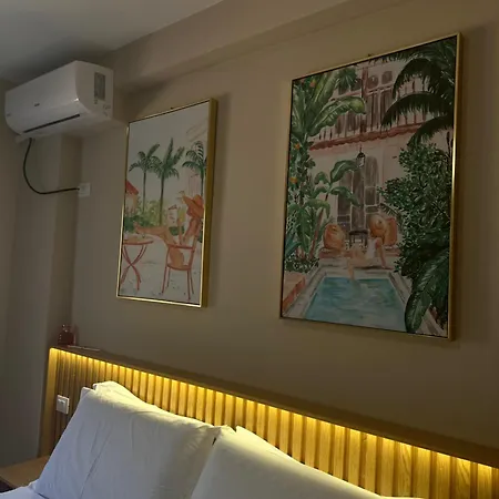 Hotel Coastal *